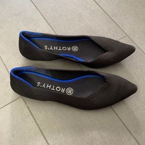 Rothy’s size 8 black pointed flats